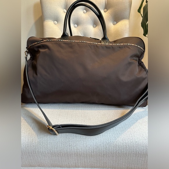 Burberry Golf Brown Nylon Duffle Bag with Nova Check Accents - Picture 3 of 11